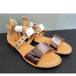 Criss Cross Comfort Flat Sandal